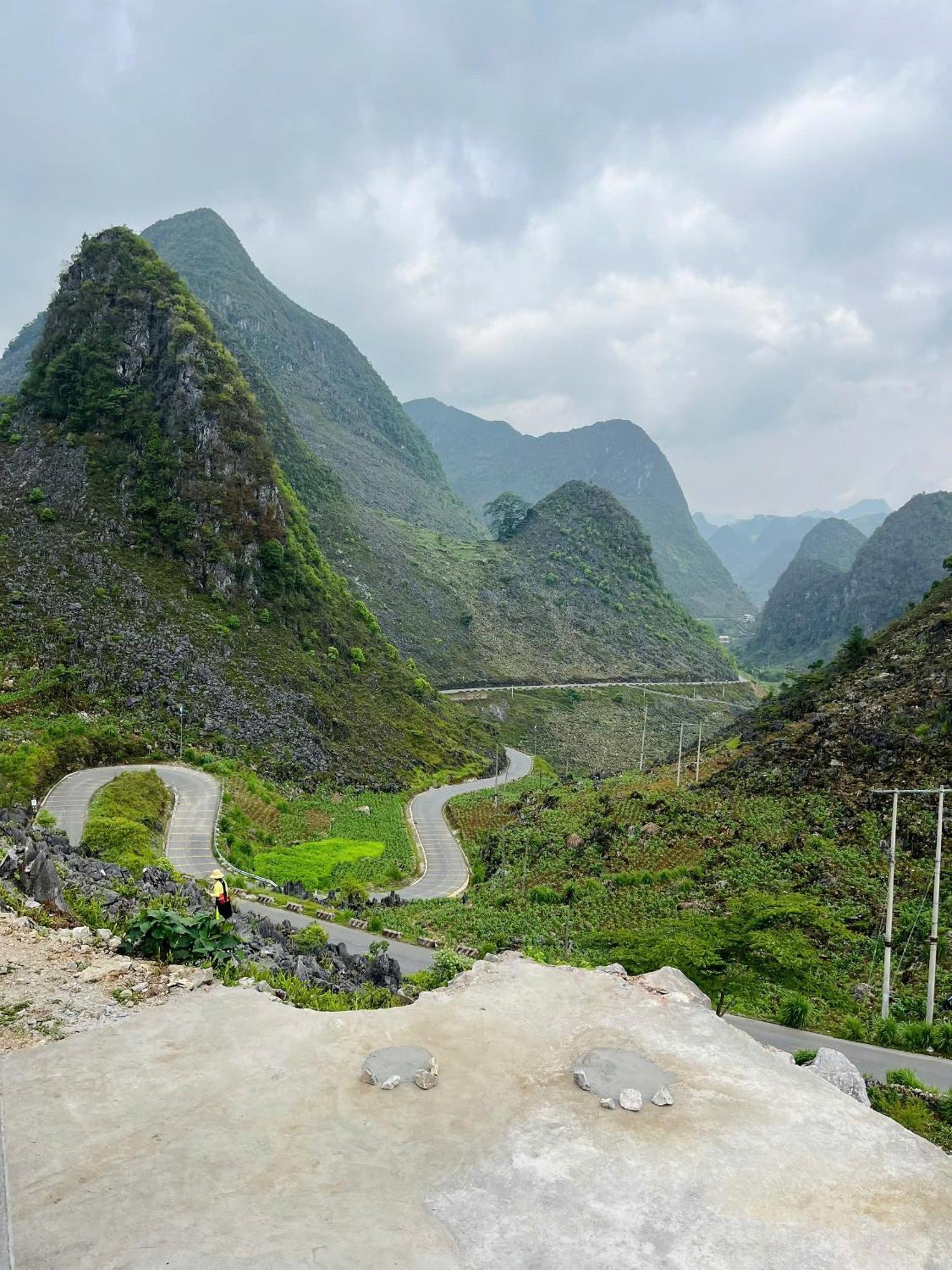 Thuy Anh Hotel Ha Giang Exterior photo