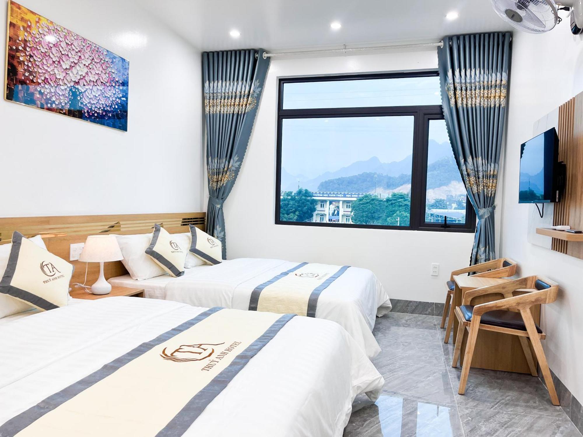 Thuy Anh Hotel Ha Giang Exterior photo